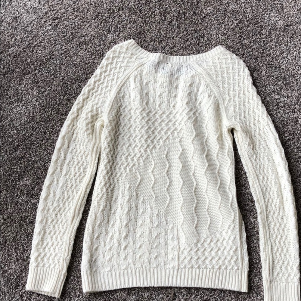 Sweater - Picture 4 of 4